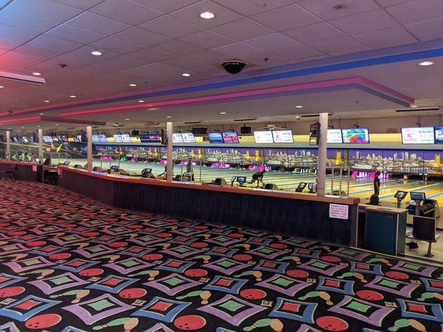 Bowling alley